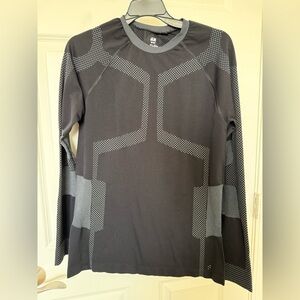 H&M Sport Dark Gray Textured Top